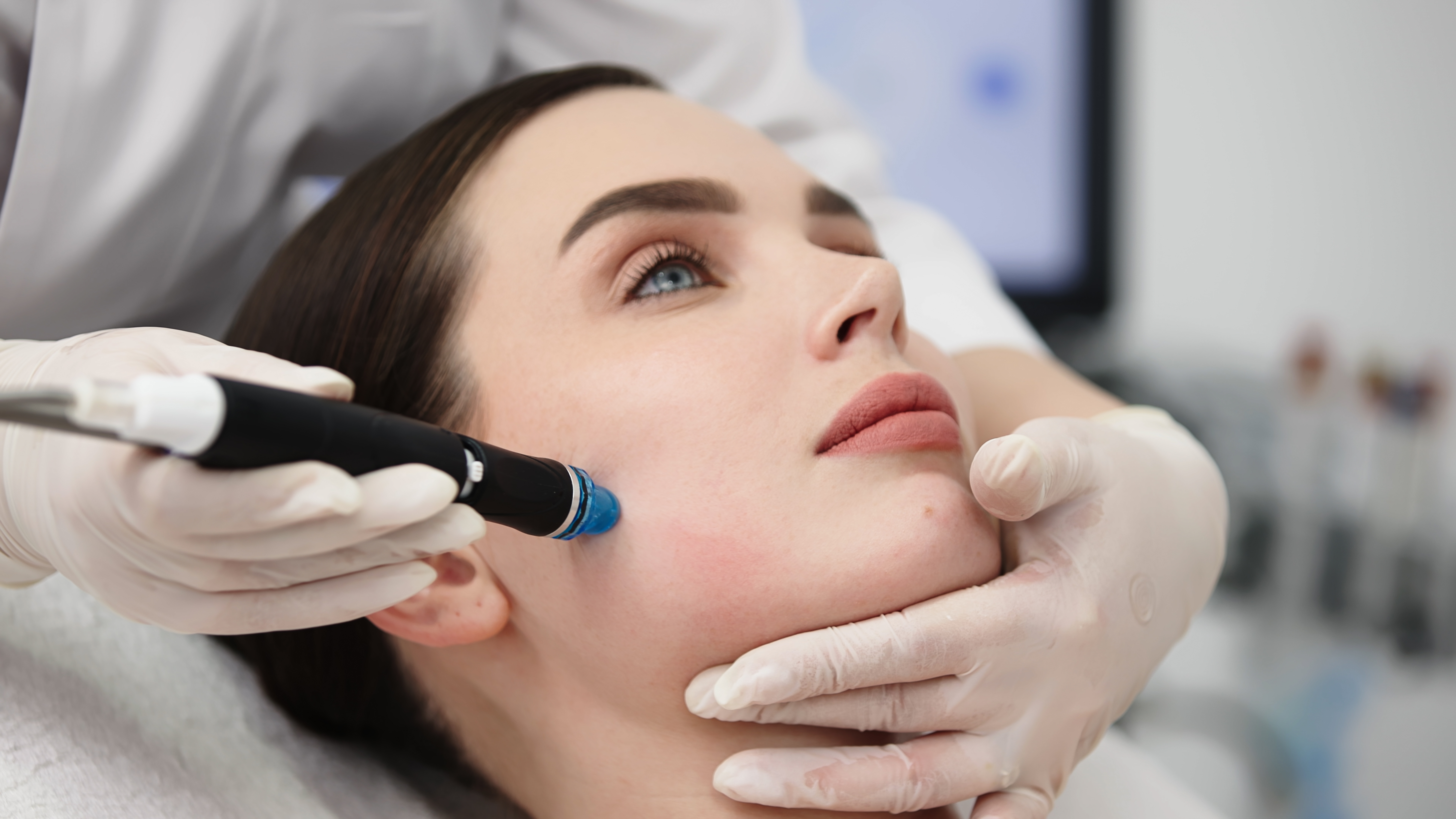 HydraFacial treatment being performed at Desert Med Rejuvenation in Rancho Mirage.